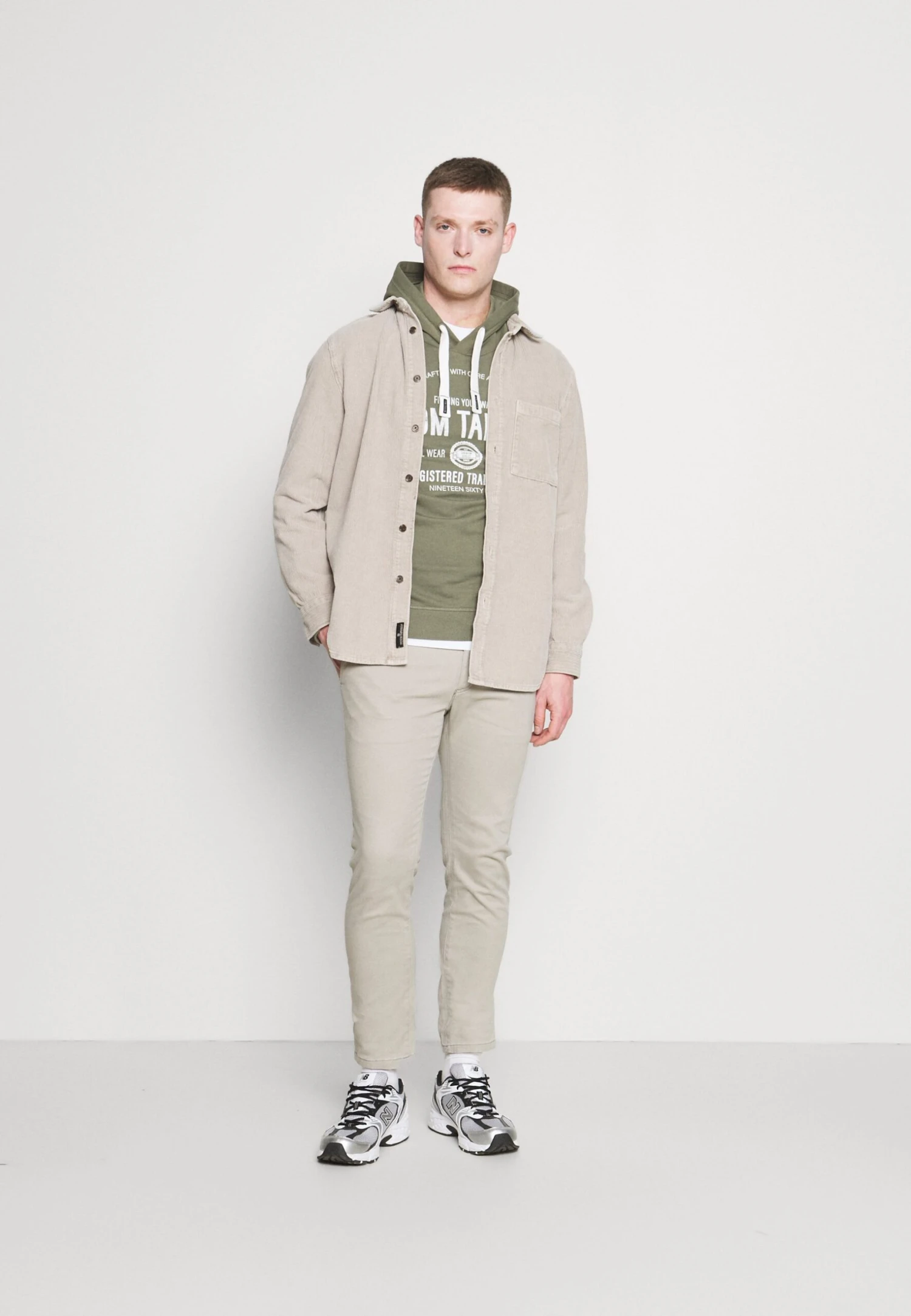 Pier One Chino - Taupe 4 Pier One Chino - Taupe - Afbeelding 2