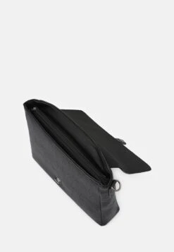 Pier One Aktetas - 802 - Black 9 Pier One Aktetas - 802 - Black -Pier One 34245e0c16c84a0caa16492be5d4e473