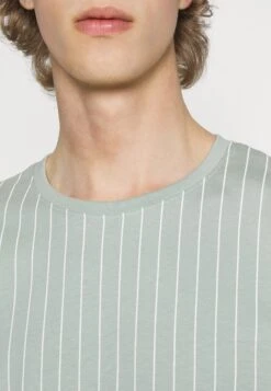 Pier One T-Shirt Print - Light Green 13 Pier One T-Shirt Print - Light Green -Pier One 59fcdea2813b4b59818e5463a76c36f9