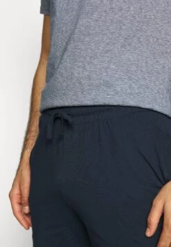 Pier One Pyjama - Dark Blue 11 Pier One Pyjama - Dark Blue -Pier One 5cd278190b7e4ca4a9d8e88f3d1570ec