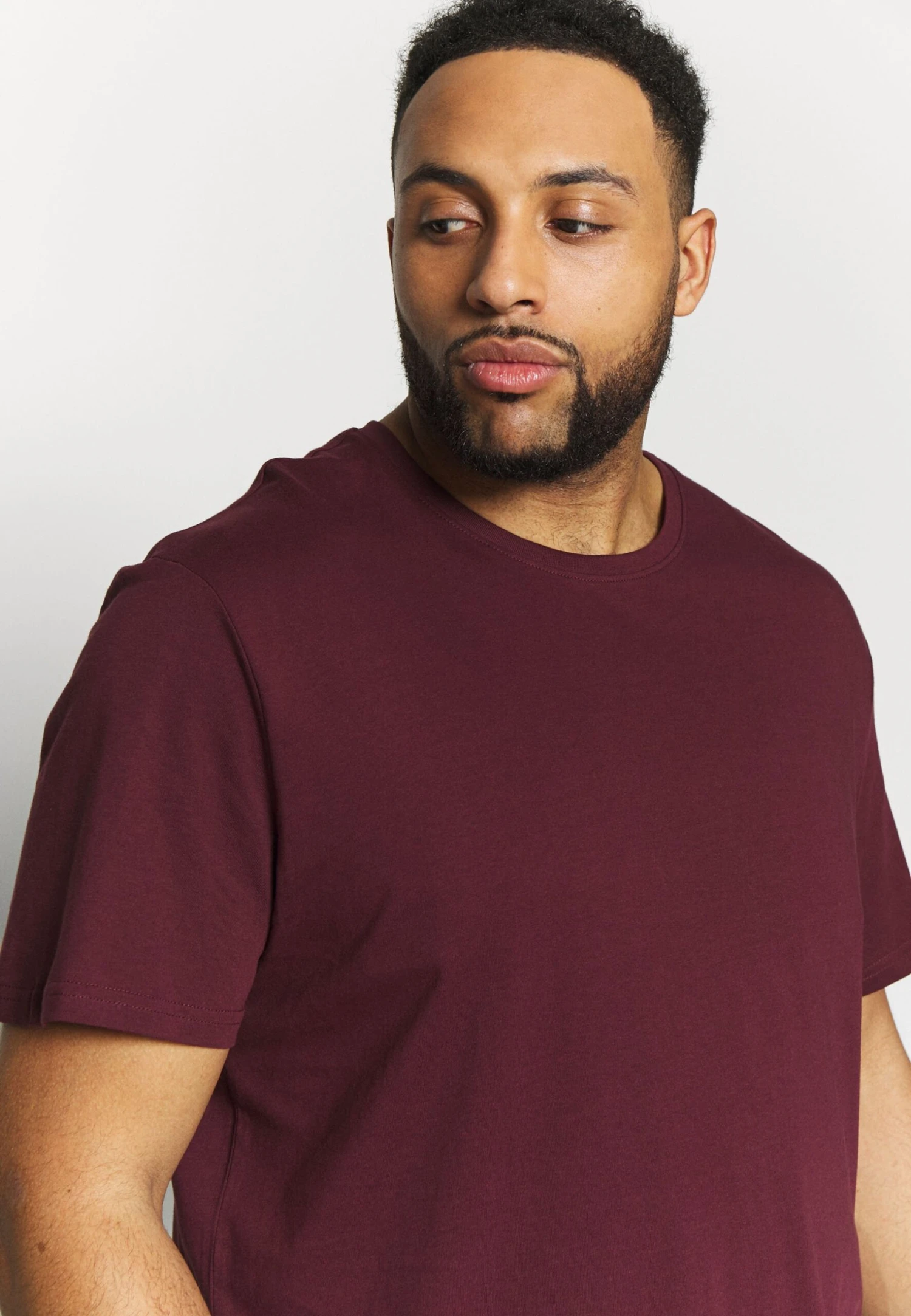 Pier One 2 Pack - T-Shirt Basic - Dark Blue/Bordeaux 8 Pier One 2 Pack - T-Shirt Basic - Dark Blue/Bordeaux - Afbeelding 6