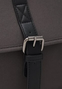 Pier One Schoudertas - Grey 9 Pier One Schoudertas - Grey -Pier One e9121233f5ce4ad7aeae6b296962bc75