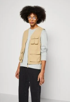 Pier One Bodywarmer - Tan 11 Pier One Bodywarmer - Tan -Pier One f195baee9fb6489dbaeb853180d004d6