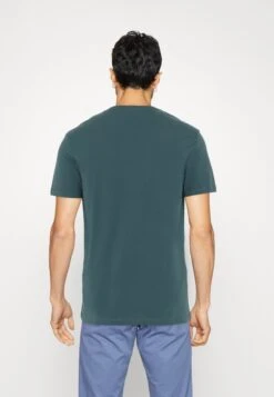 Pier One 5 Pack - T-Shirt Basic - White/Off-White/Lilac 13 Pier One 5 Pack - T-Shirt Basic - White/Off-White/Lilac -Pier One fb9e5f19fa1d4182b7db953af443e00b